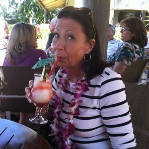 Meet your Posher, Joyce amy